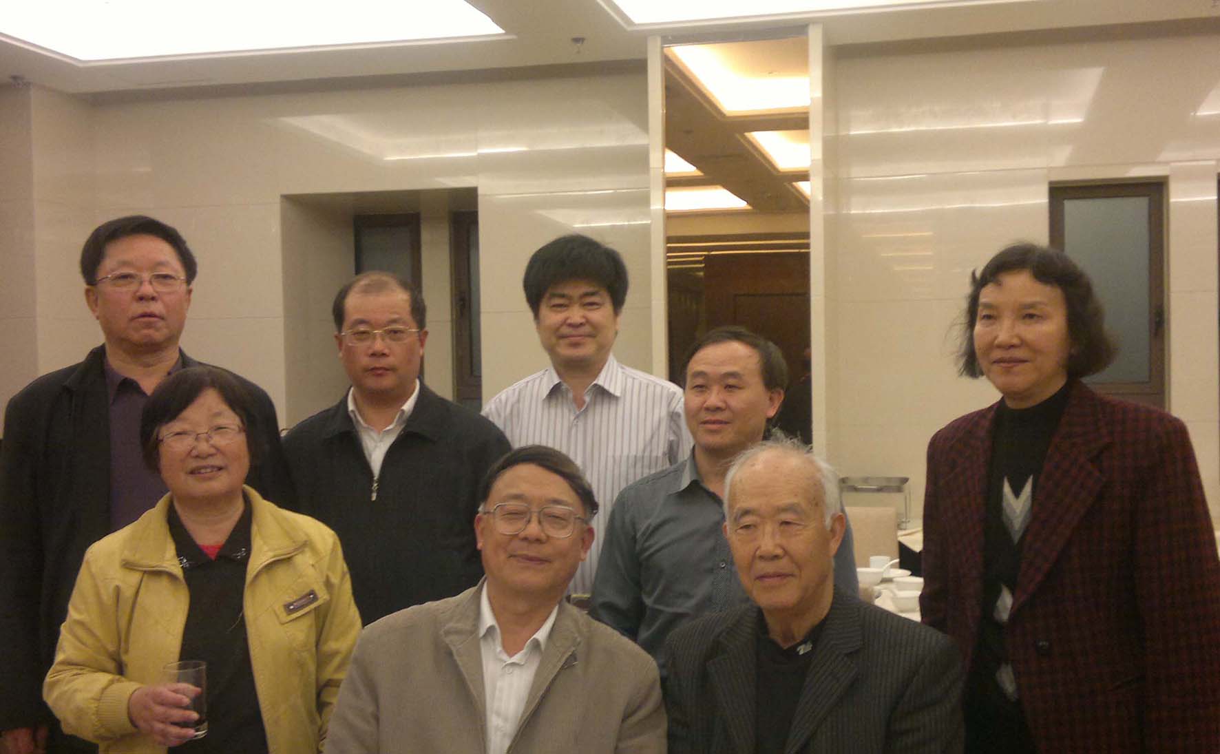 董事长受邀2012中国塑料混炼先进技术和设备应用研讨会.jpg